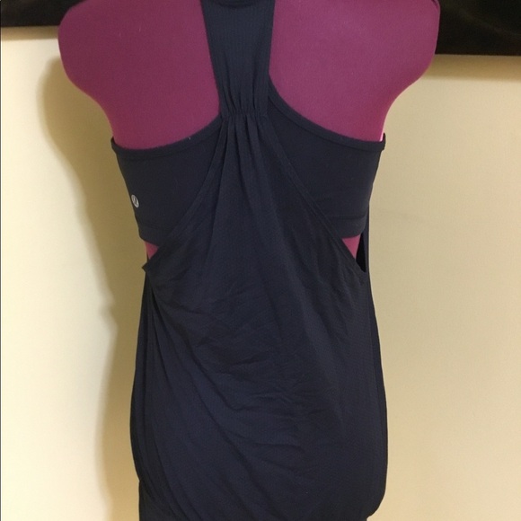 LuLu Lemon bra work out top - Picture 7 of 7